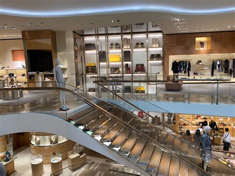 rezensionen für louis vuitton frankfurt
